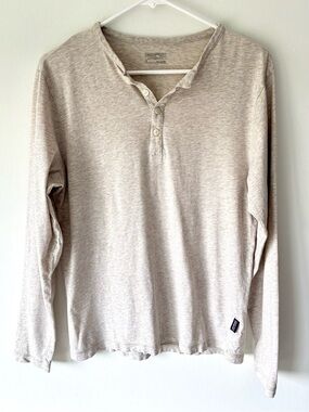 Patagonia Men's Long Sleeve Henley in Light Heather Beige
